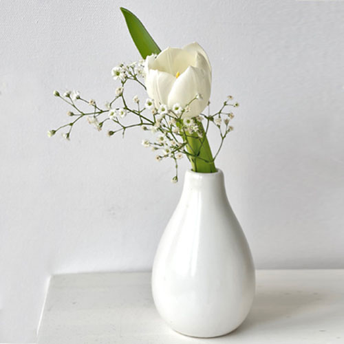 Vase weiß oval
